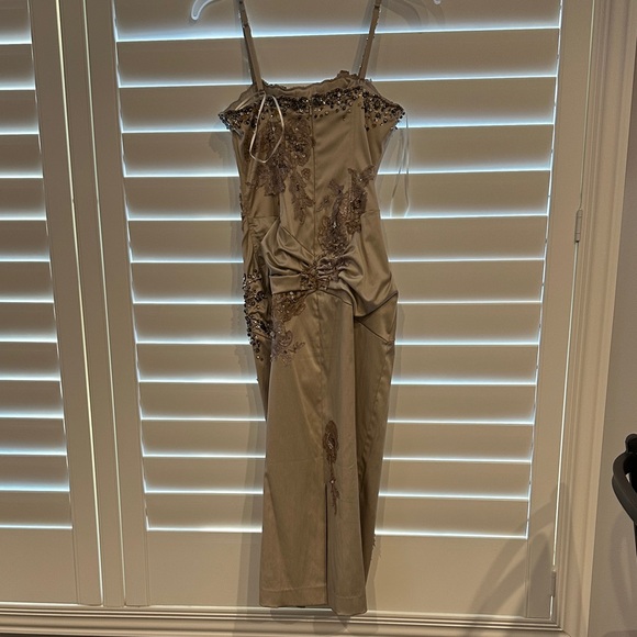 VINTAGE Mandalay (2007) Beaded and Lace Midi Dress in Tan - Picture 10 of 13